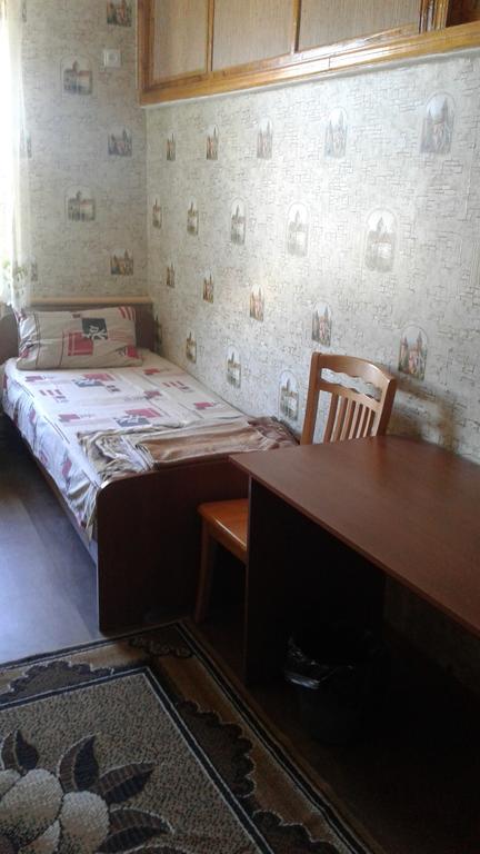 Hostel Mnogoborets F. Klub Odessa Zewnętrze zdjęcie