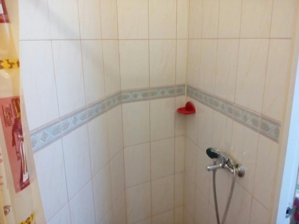 Hostel Mnogoborets F. Klub Odessa Zewnętrze zdjęcie