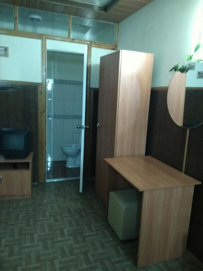 Hostel Mnogoborets F. Klub Odessa Zewnętrze zdjęcie