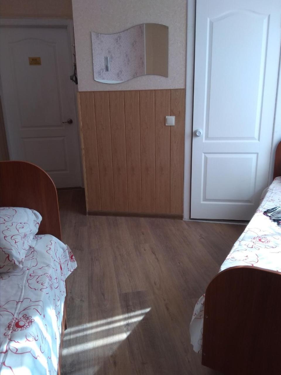 Hostel Mnogoborets F. Klub Odessa Zewnętrze zdjęcie