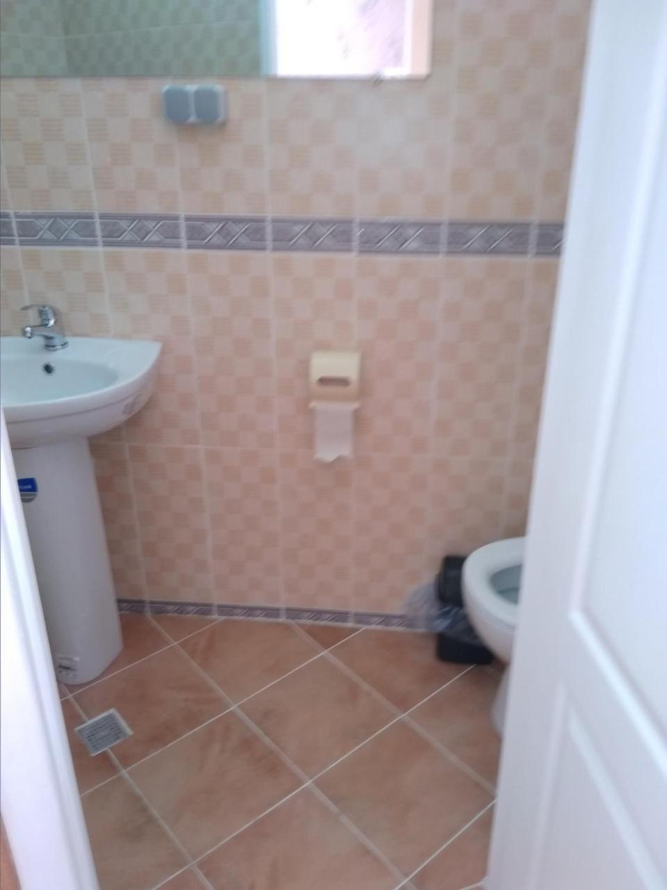 Hostel Mnogoborets F. Klub Odessa Zewnętrze zdjęcie